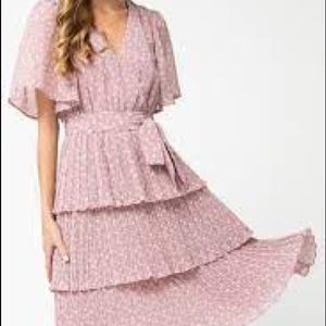 ENTRO PLEATED BLUSH PRINT DRESS SZ MEDIUM